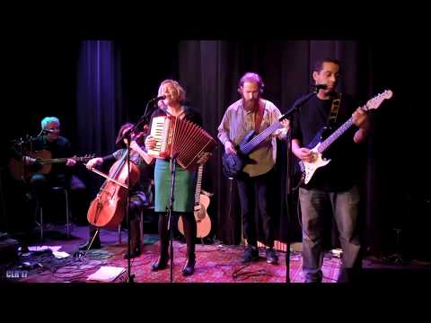 TYSTA LEKEN ~ Under Tiden - Copenhagen Listening Room