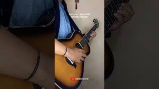 Download lagu La Luna -  Lara Hati | Melodi Gitar #meiscoustic #guitarcover #shorts mp3