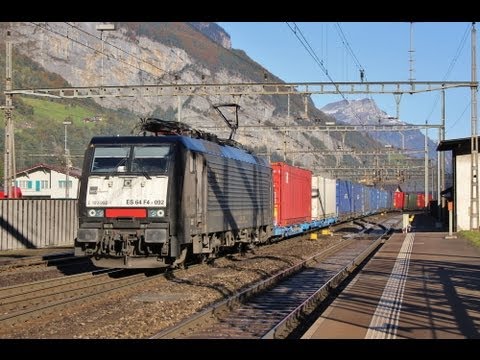 Bahnverkehr in Erstfeld und Bellinzona am 22.10.11 - TXL, SBB und BLS
