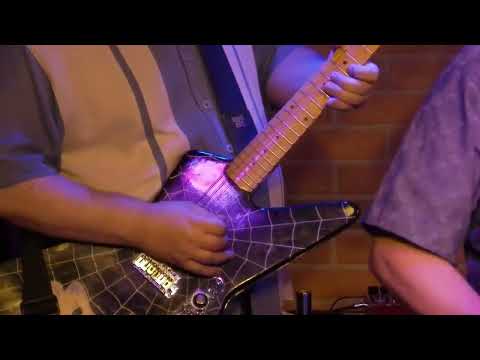 22-11-10 Big Pete Pearson - Jim's Miniskirt