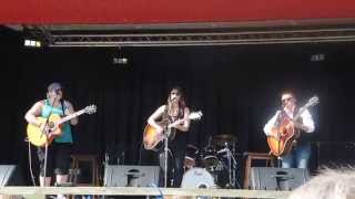 Amelia Curran (with Irish Mythen and Karla Pilgrim) - Bye Bye Montreal (Harmony Bazaar 2015)