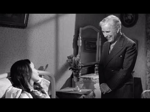 Limelight (1952) Beautiful images of Charles Chaplin and Claire Bloom