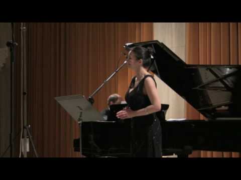 Lucie Ceralová singt Josef Bohuslav Foerster: Erotikon(Songs) Op. 23/Nr. 3 Jen víru mej