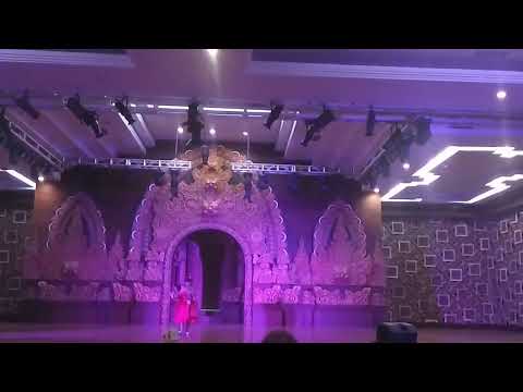 Piteket aji lan biang by Hemayuthika Mahesani