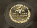 Hoagy Carmichael featuring Bix Beiderbecke - Bessie Couldn't Help It (1937)