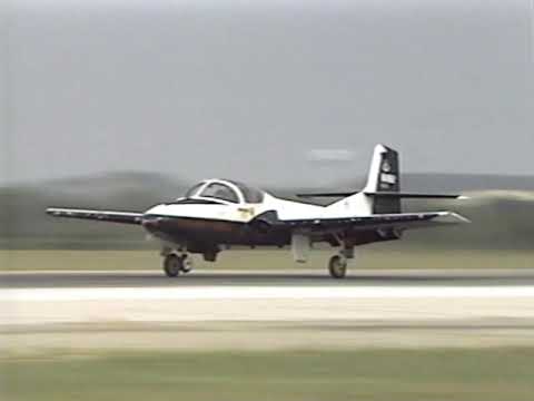 Cessna T-37 Tweet Landing Irregularities (A-37 Dragonfly)