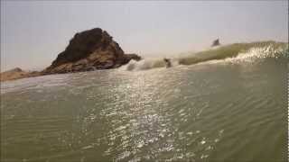 preview picture of video 'Surfing Playa Tinosa in Ecuador'