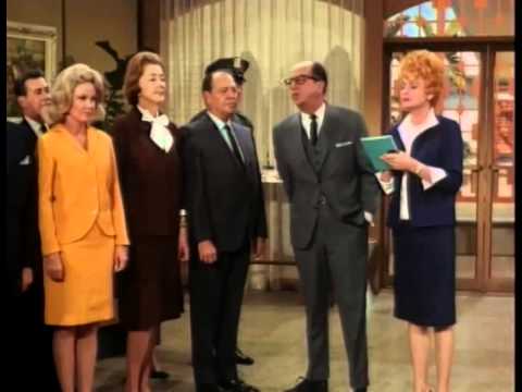The Lucy Show |TV-1966| LUCY AND THE EFFICIENCY EXPERT |S5E13