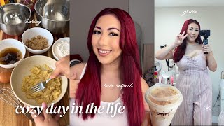 Day in the Life Vlog: dyeing my red hair, baking banana bread & chit chat GRWM