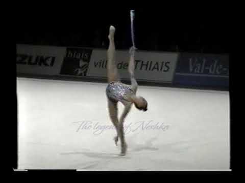 Jennifer COLINO (ESP) ribbon - 2006 Thiais AA