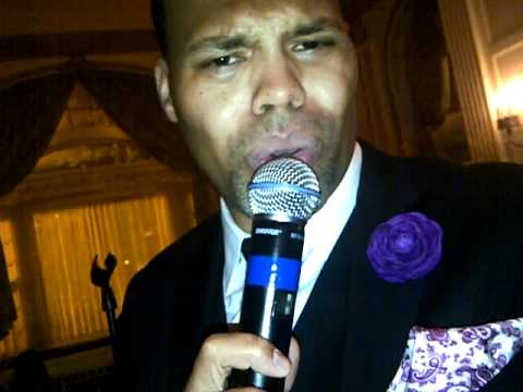 Eric Roberson Live @ Astor Hotel Milwaukee 6/21/2012 (Poetry Unplugged Event)