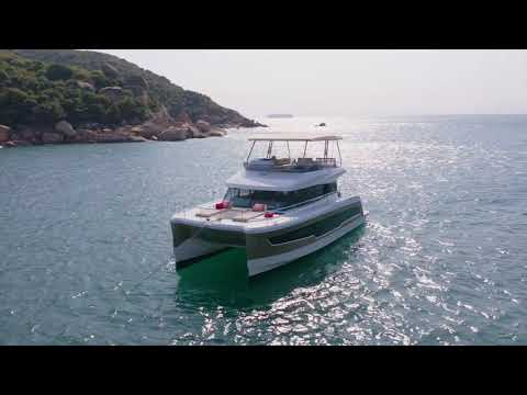 Set sail with Fountaine Pajot MY5