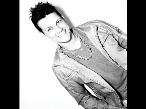 Richard y Zeta - Amor de madrugada (Video oficial)