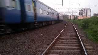 preview picture of video '11302 Bangalore City - Mumbai  ( CST ) Udyan Express With Offlink Krishnarajapuram WDG 4 #12636'