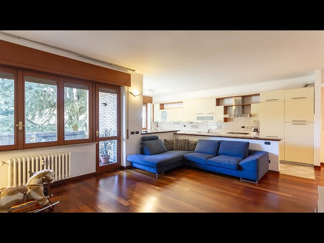 QUADRILOCALE CON TERRAZZO CANTINA E BOX, RISTRUTTURATO