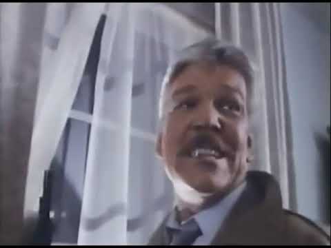 TRAILER El terror llama a su puerta