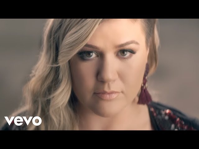 Kelly Clarkson - Invincible (Instrumental)