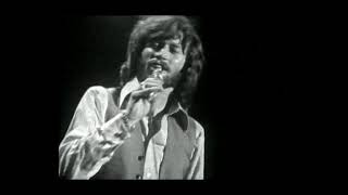 The Bee Gees - Spicks and specks ( Rare Original Live Footage From Their 1971 Return Tour )