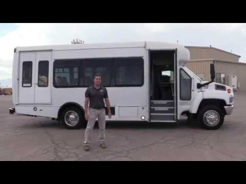 Used 2009 Supreme StarTrans Wheelchair Shuttle Bus S05526