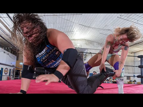 [TITLE MATCH] Zelo Pro Women's Champion Laynie Luck vs. Stacy Shadows #RPWEnvision