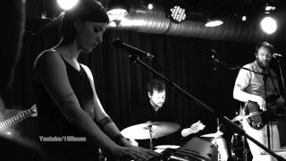 Sharon Van Etten -LIVE- &quot;You Know Me Well&quot; @Berlin June 02, 2014