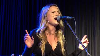 Loser - Christina Taylor