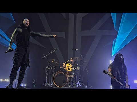 Falling In Reverse "Popular Monster" live on 2.6.2024 in Toledo, OH - Take Back Your Life Tour