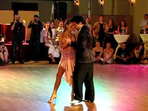  Sebastian Arce  and  Mariana Montes  are  dancing  to  the  tango  "  Hoy  "