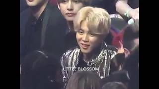 BTS&#39; Reaction when Rihanna&#39;s &quot;What&#39;s My Name&quot; is played | 방탄소년단 BTSxAMAs