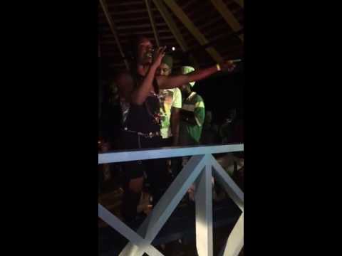 Ace Dj R-jay Ft Empress Eko: Nobody Nuh Better Than Nobody.. Live Performances In Jamaica