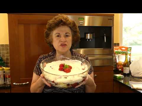Summertime Berry Trifle - Simply Scrumptious!