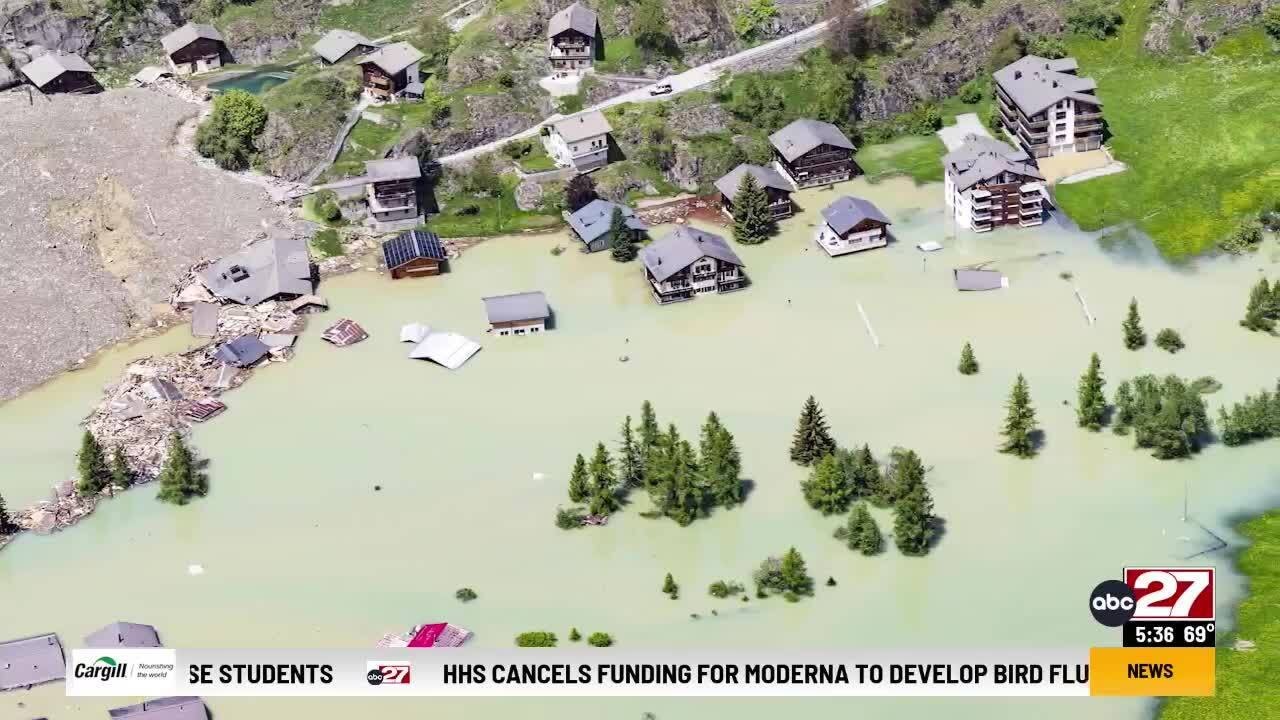 Ford recalls 1M vehicles over rearview camera issue