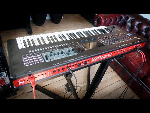 Roland Fantom 6 Synthesizer: Unboxing & Demo