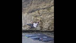 Video thumbnail of Hard Times, 8b. Peak District