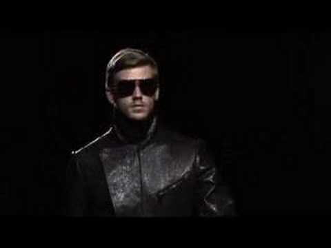 Versace Fall Winter 2008-09 Mens Runway Show