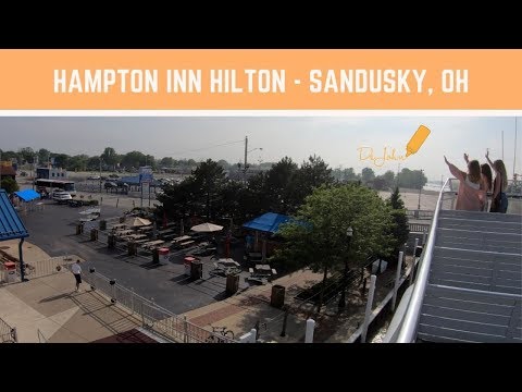 More Desk Room in Hotel | Cedar Point & Put in Bay - Hampton Inn @ Sandusky, OH (Travel Secrets #20)