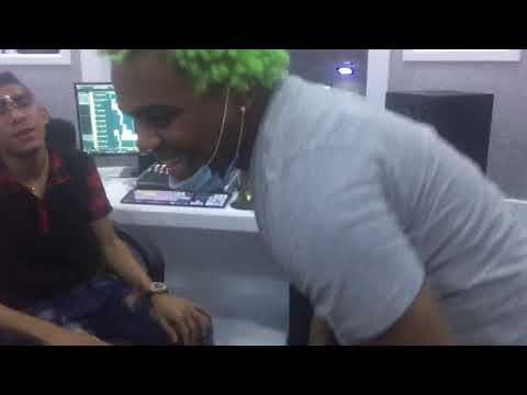 EL CHERRY SCOM SE CURA CON EL CHIMA 😂😂😂