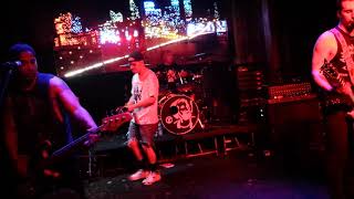 On Tour 2015 Angry Samoans - Lights out live in Santa Barbara