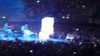 Katy Perry Live 2015   Walking on Air March 13th Berlin O2 World