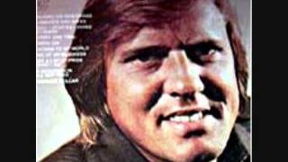 Henson Cargill  - Hangin' On