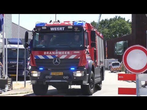 uitruk Tijdens opendag Brandweer Weert met spoed naar een autobrand in Weert