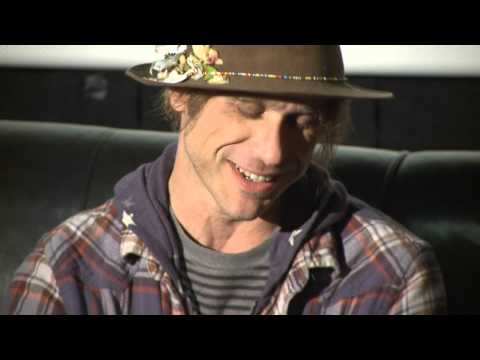 Hard Working Americans 19 December 2013