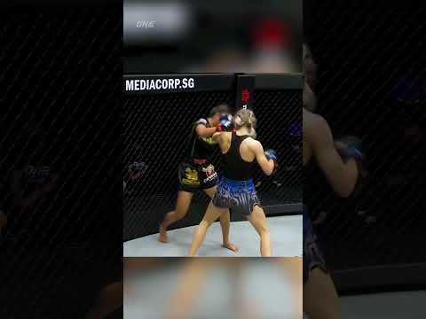 Cute Muscle Girl Fighting in Ring 😱 MUSCLE MOMMY #viral #gymgirl #shorts
