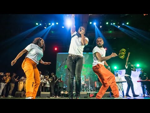 MELTING CREW AWARDS 2019: FAMILLE ROYALE (LIVE)