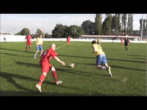 Ossett Town 0-2 Garforth Town (01/10/2011)