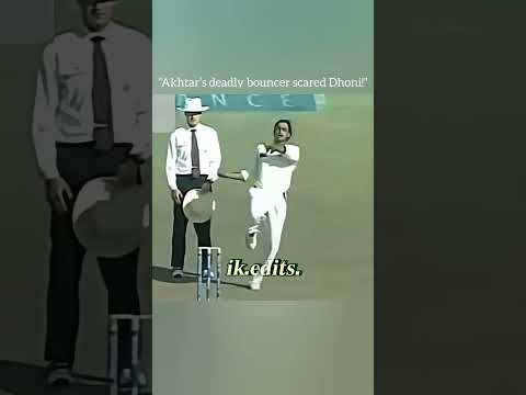 Akhtar vs dhoni fight akhtar injured dhoni😈 #foryou#vairalshorts#growmyaccount#unfrezzmyaccount