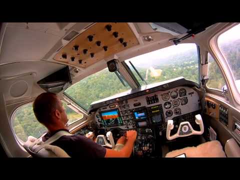Elk River Airport, NC Landing and Take off - Kingair E90