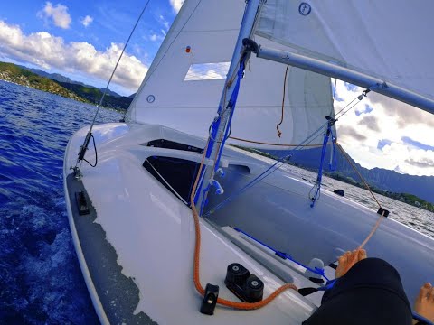 Sailing a 420 in Kaneohe Bay, Hawaii! (RAW POV)