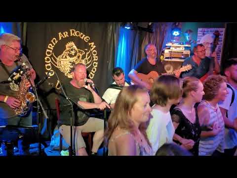 Landat Moisson 5tet / Gavotte / FIL 2022 FEst-Noz Tavarn Ar Roue Morvan