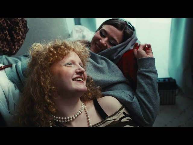 Verifiziert & Emma Rose aus Österreich mit 'Stargirls' (jetzt ansehen!) | DeutschRap!